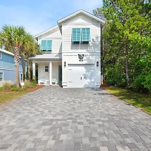 https://aqua-vida-by-realjoy-vacations.hotels-destin.com